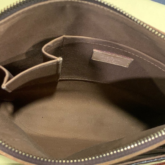 SOLD Louis Vuitton Odeon Crossbody Bag - Picture 8 of 16